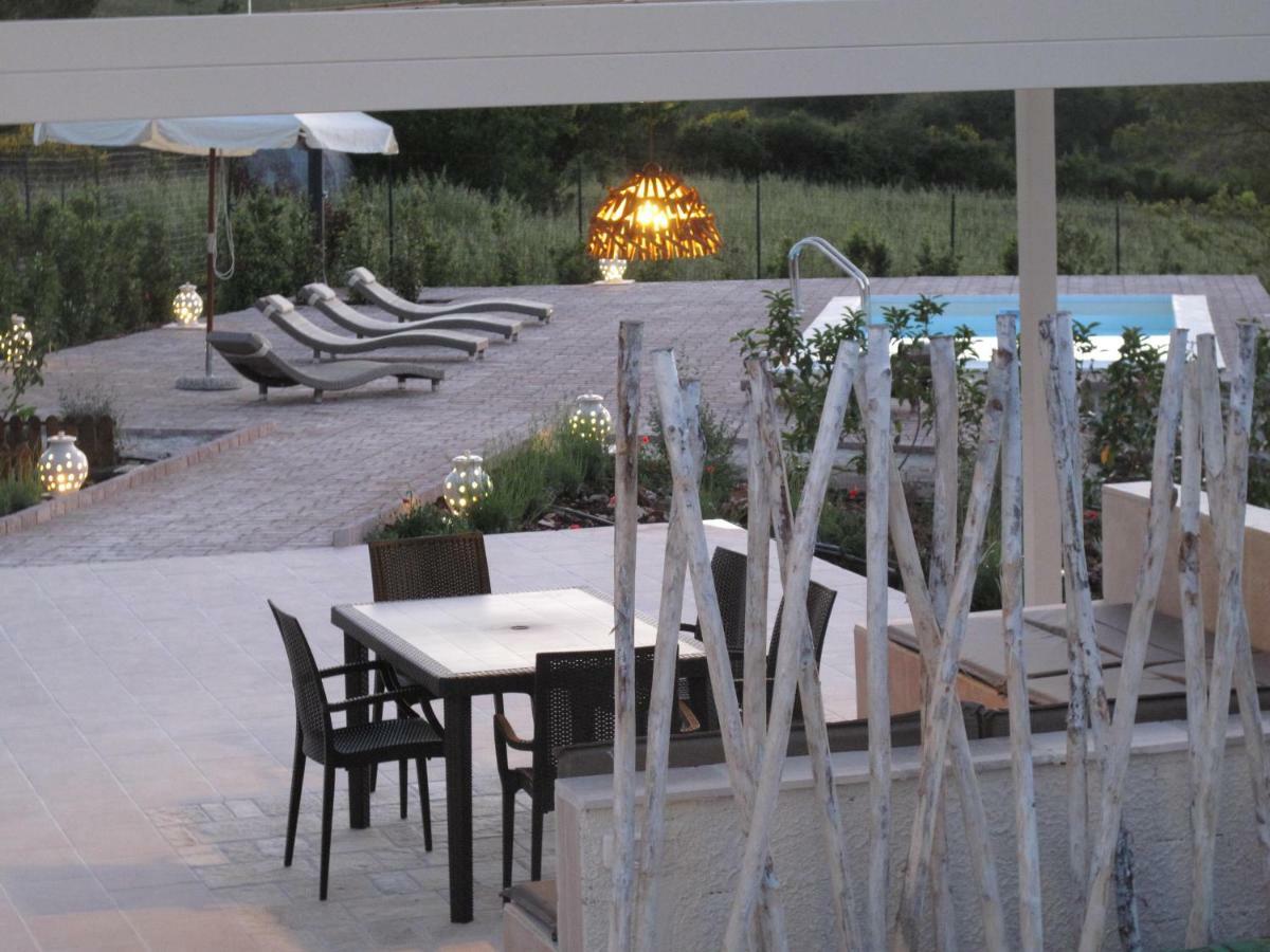 Trullo Delle Querce Suite Private Pool Martina Franca Eksteriør billede